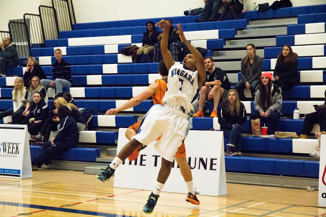 RECAP: Men's Basketball Loses to Fanshawe in 2OT Thriller