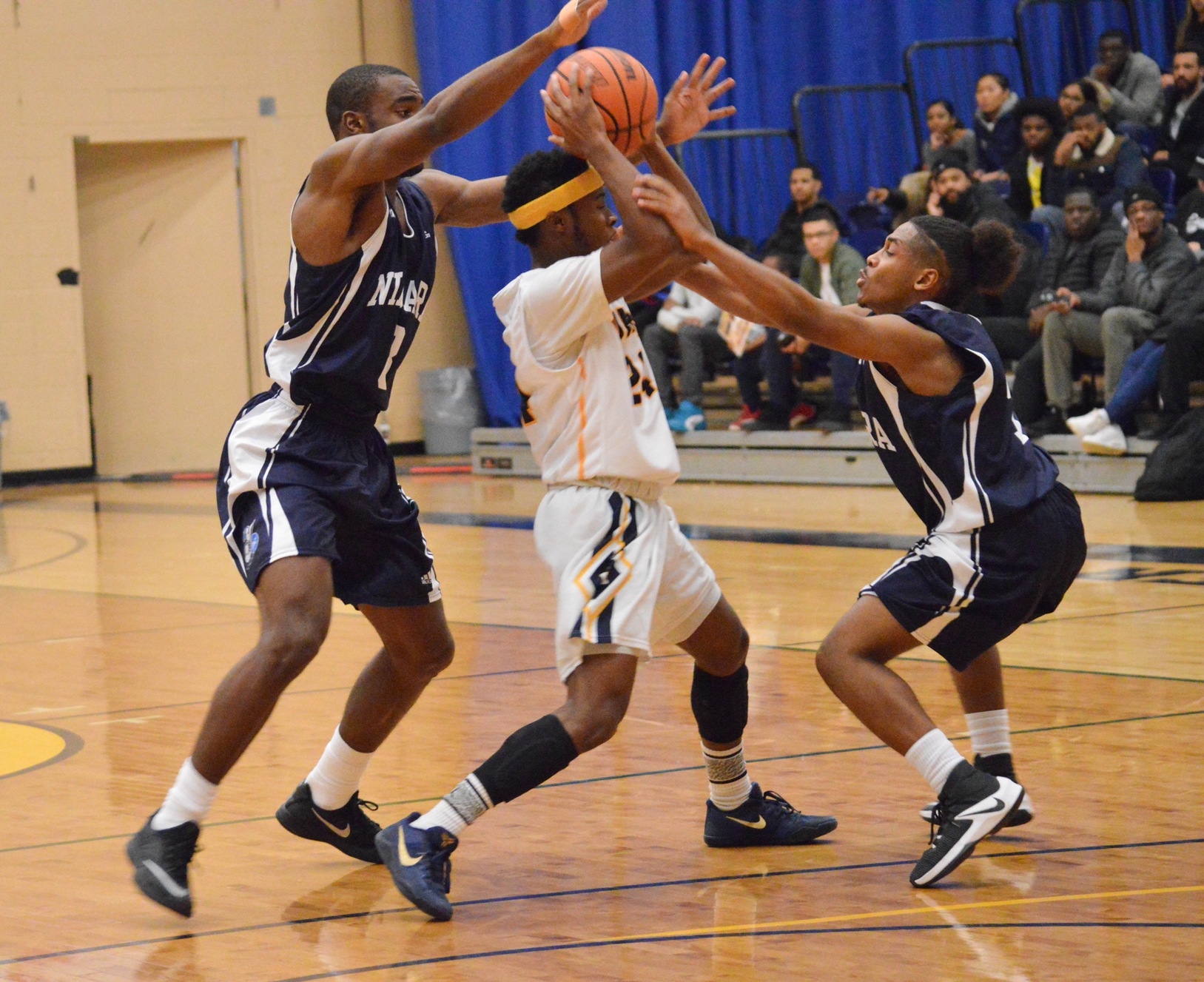 RECAP: No.3 Ranked Knights make it 9 in a row