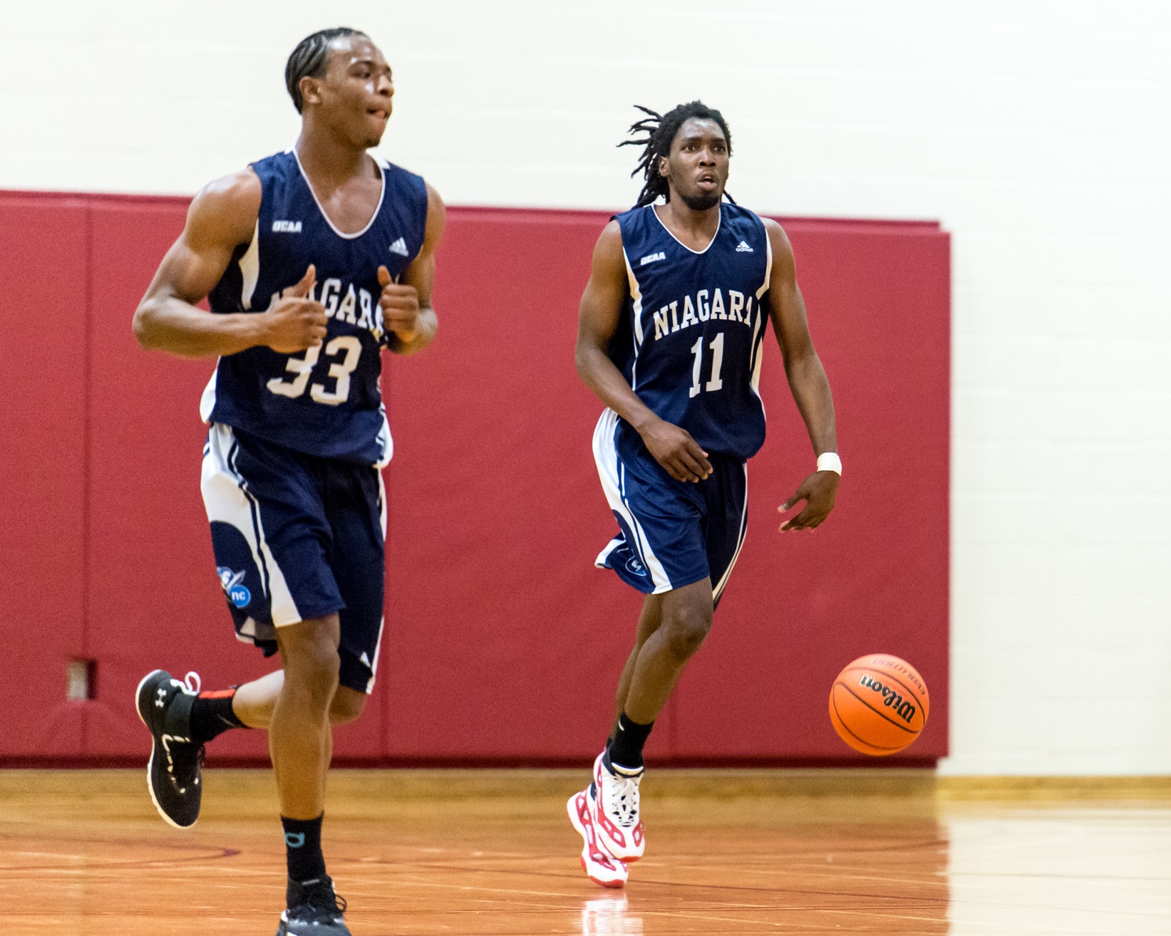 RECAP: Strong first-half enough to propel Knights past St. Clair