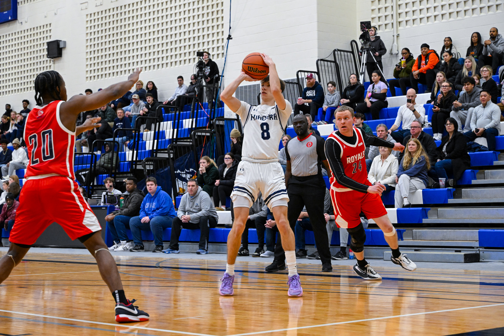 Knights Men&rsquo;s Basketball Finish Strong at Home