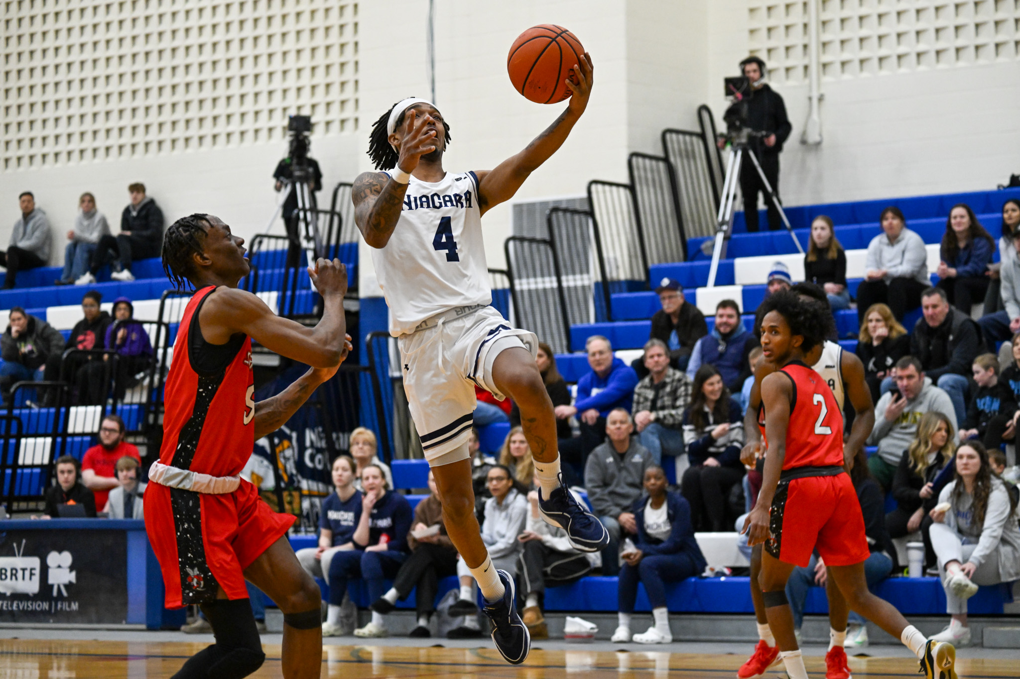 Knights Men&rsquo;s Basketball Lose in OT to end their season