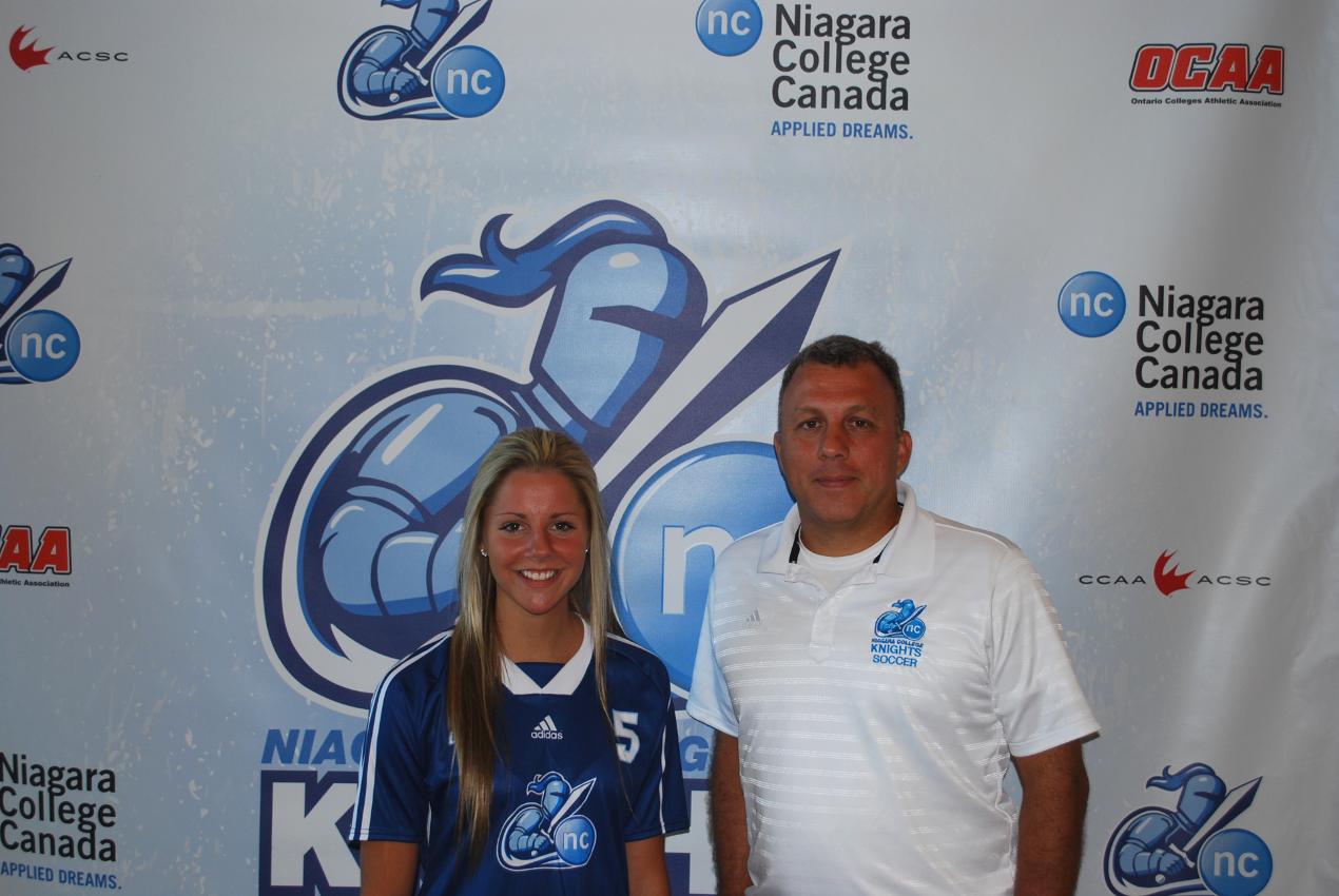 Women's Soccer Adds Grimsby Native Rachel Wachner