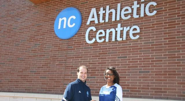 Women's Volleyball Add Six-Foot Outside Hitter Linnea Davis